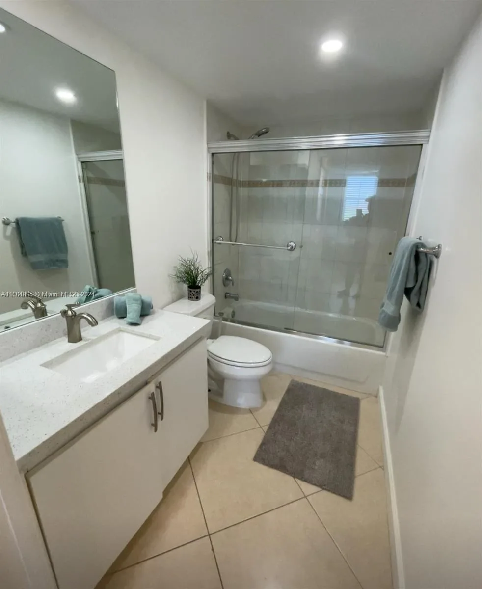 19601 E Country Club Dr # 7501, Aventura, FL 33180 photo 12