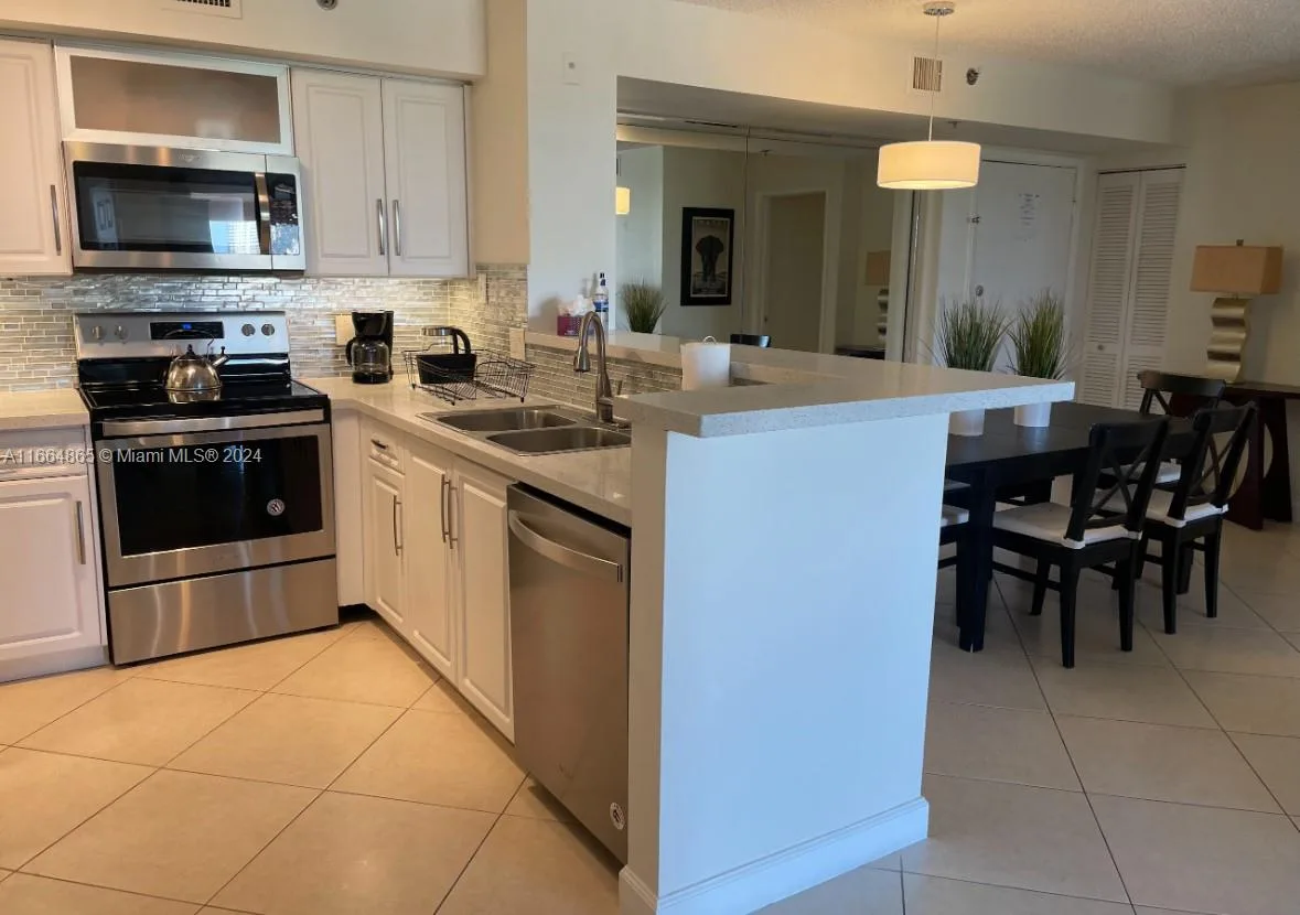 19601 E Country Club Dr # 7501, Aventura, FL 33180 photo 13