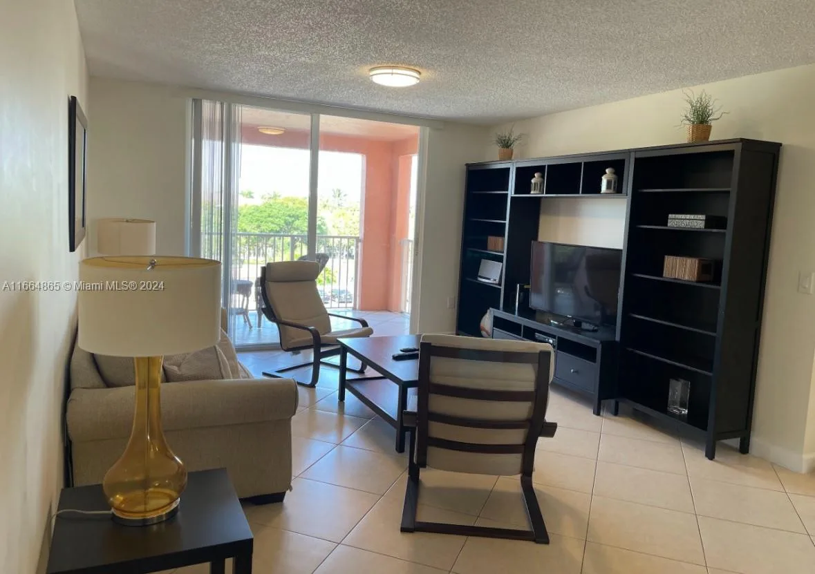 19601 E Country Club Dr # 7501, Aventura, FL 33180 photo 3