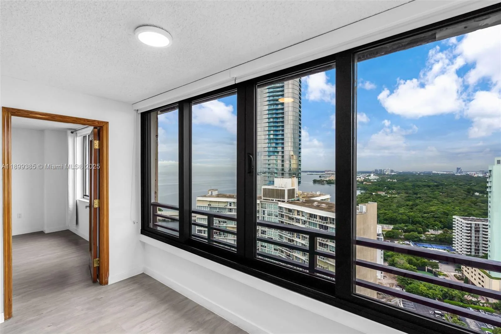 2333 Brickell Ave # PH208, Miami, FL 33129