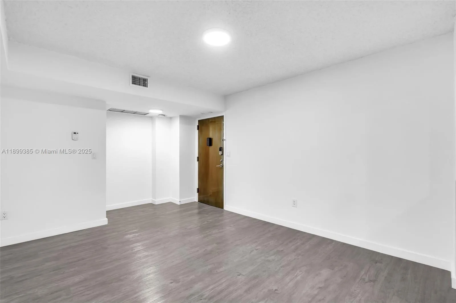 2333 Brickell Ave # PH208, Miami, FL 33129 photo 9
