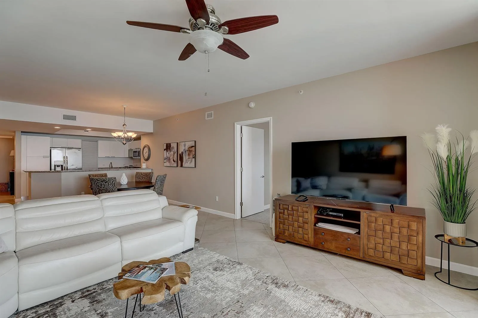 2650 Lake Shore Drive # 804, Riviera Beach, FL 33404 photo 6