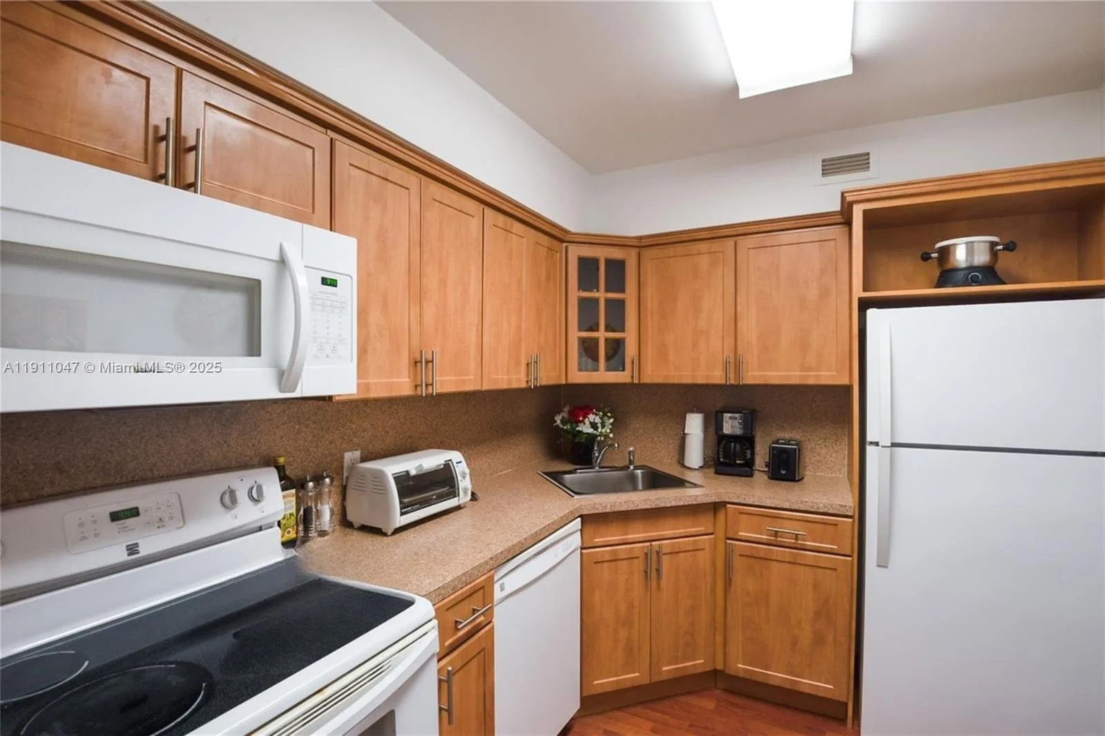 5600 Collins Ave # 8A, Miami Beach, FL 33140 photo 13