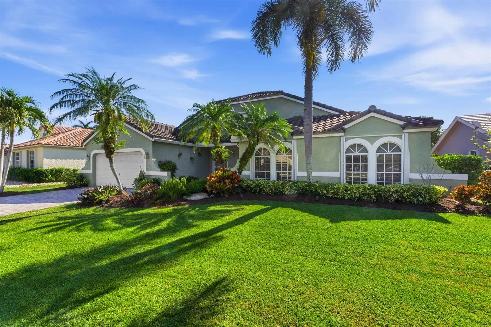 2784 W Orchard Circle, Davie, FL 33328 photo 2
