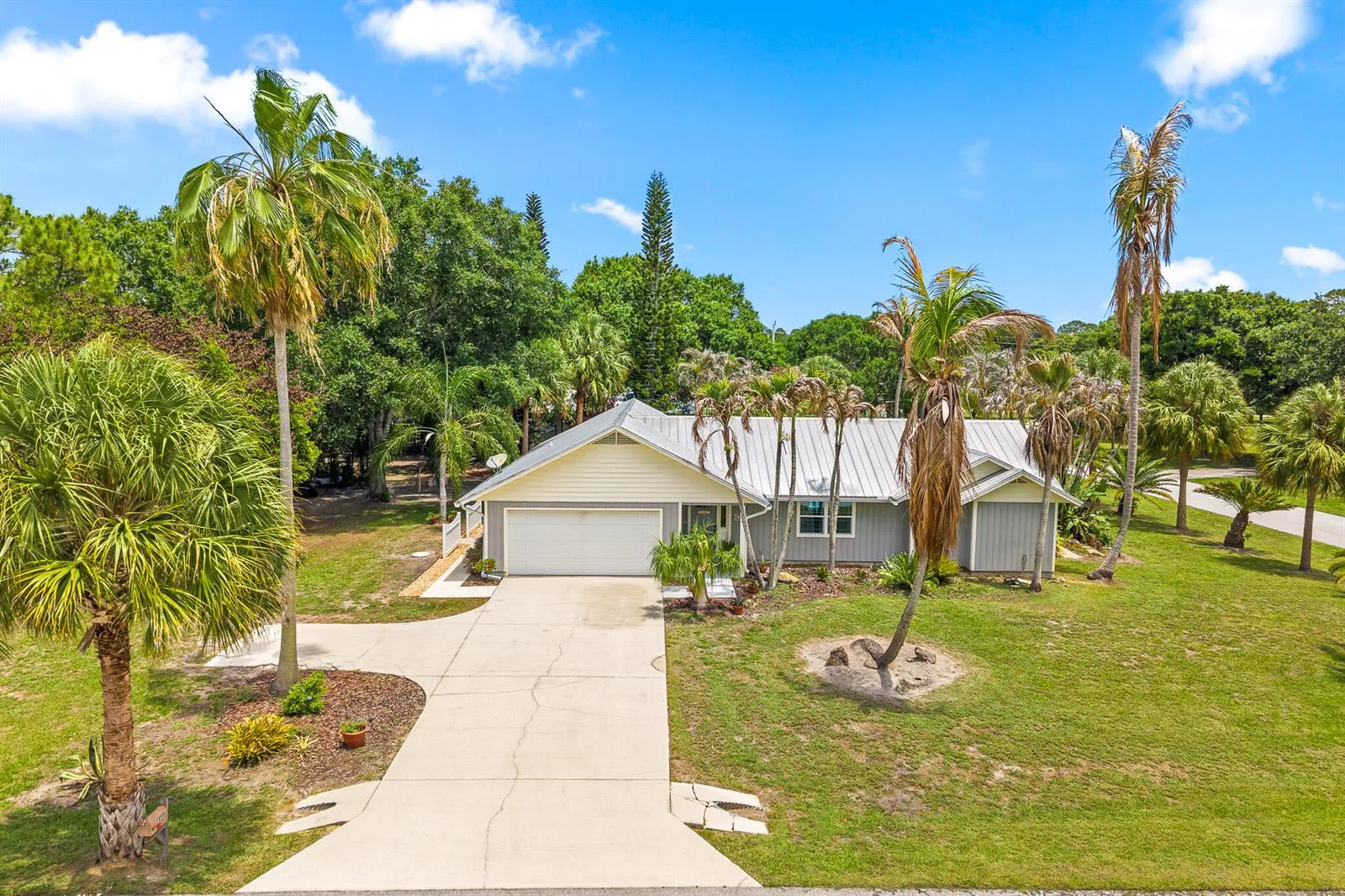 1653 SW 85th Terrace, Stuart, FL 34997