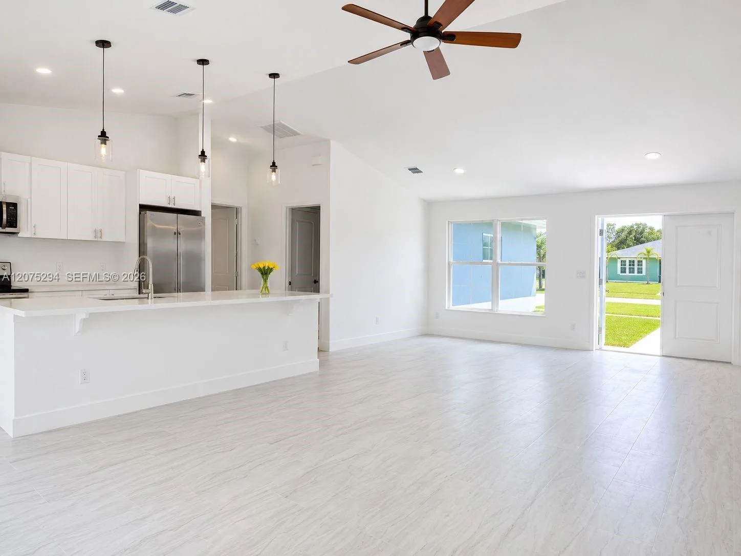 9165 100th Ct, Vero Beach, FL 32967 photo 4