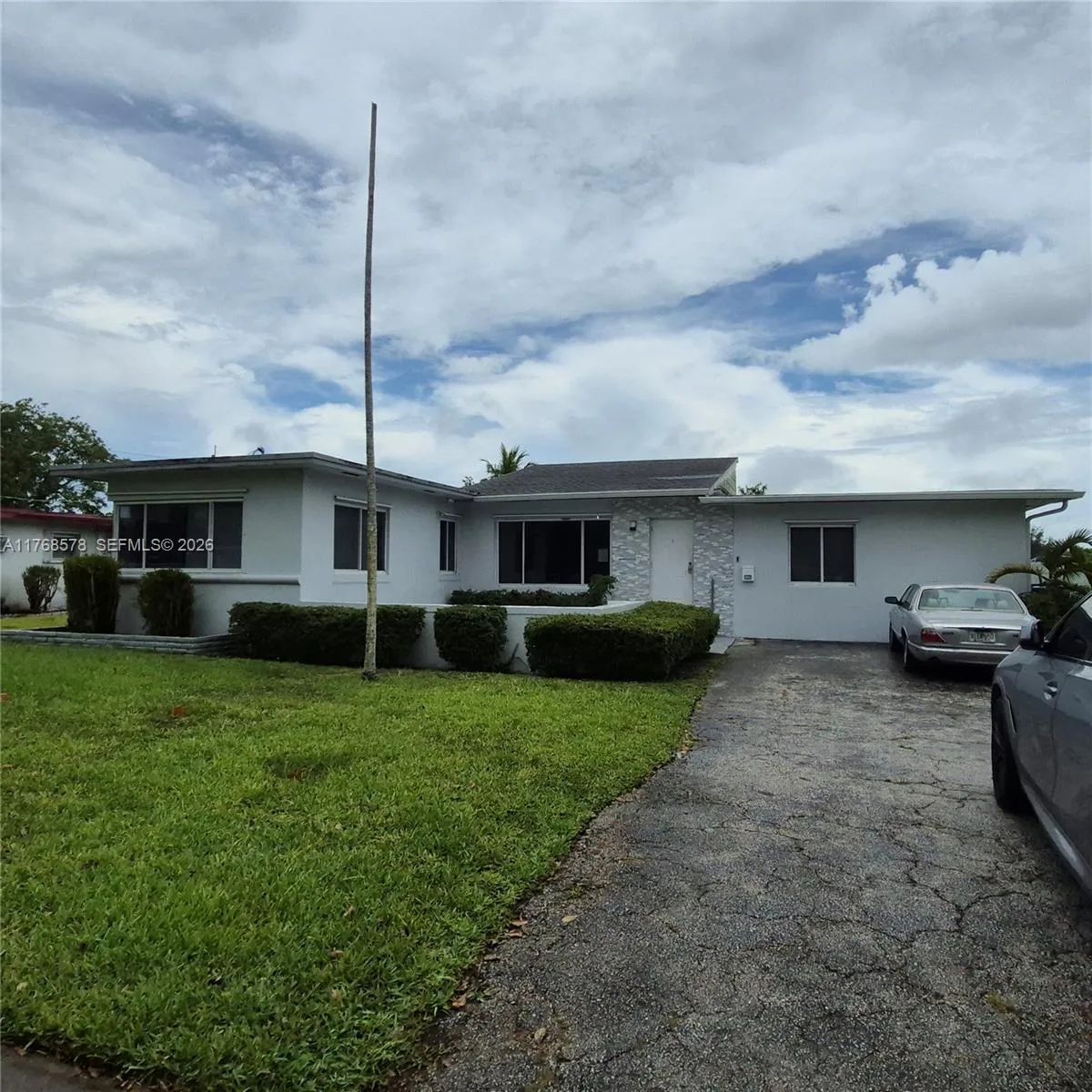 8320 NW 10 Ave, Miami, FL 33150 photo 2