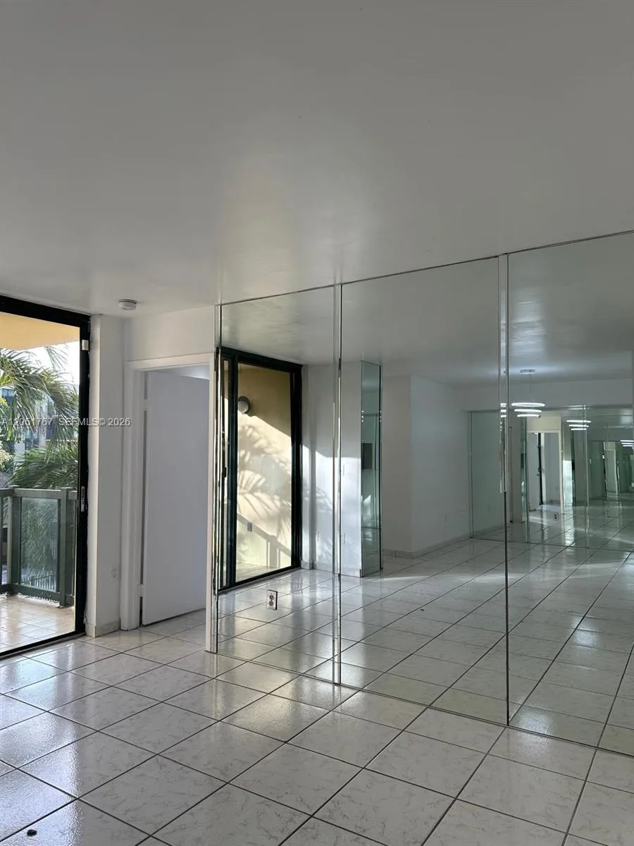 11750 SW 18th St # 314-1, Miami, FL 33175