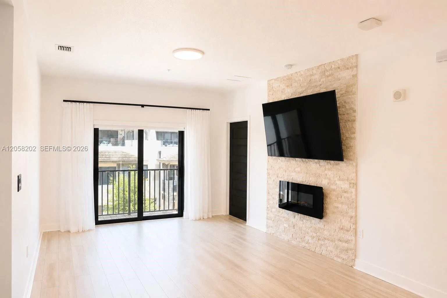 4740 NW 84th Ct # 38, Doral, FL 33166 photo 4