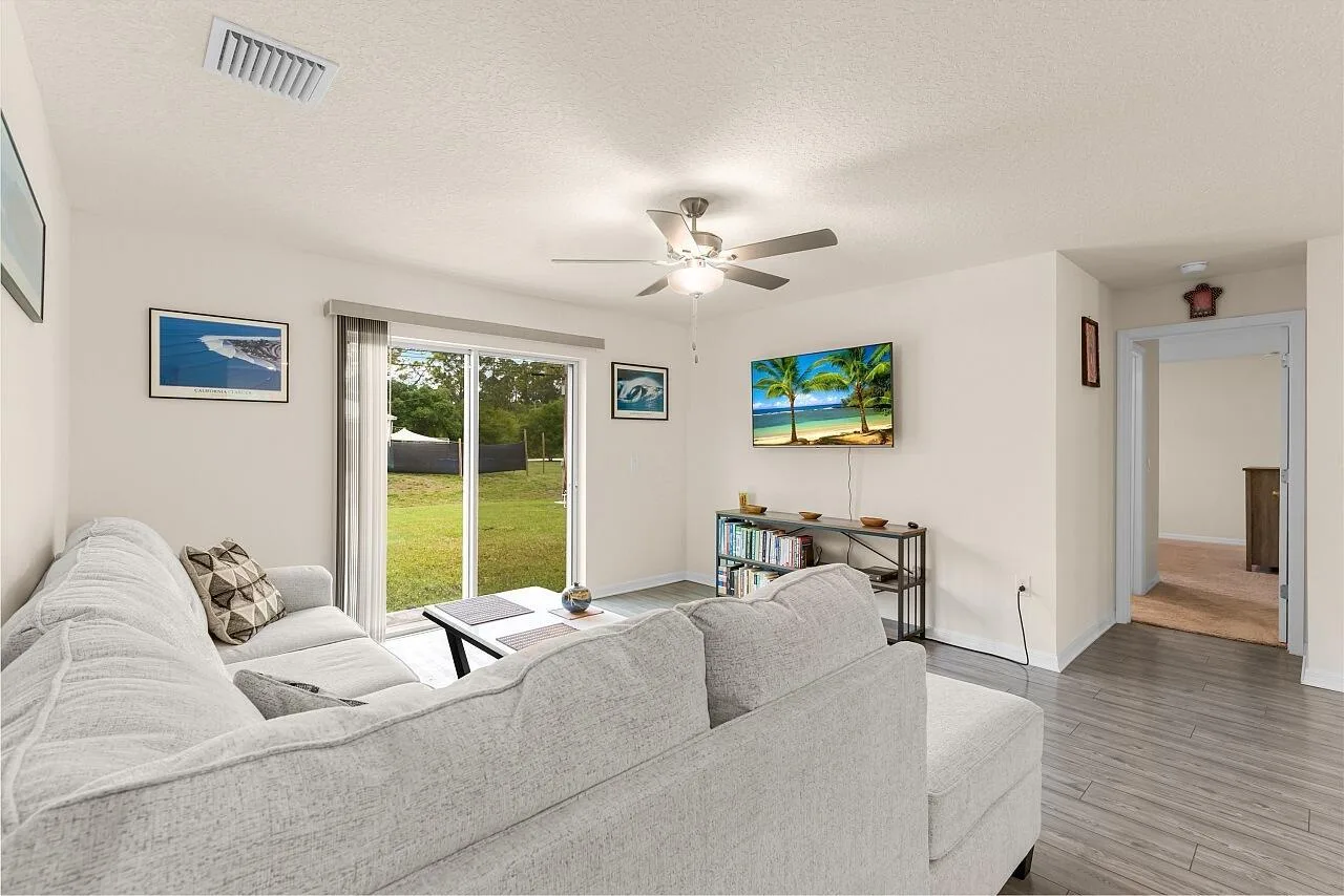 8275 105th Court, Vero Beach, FL 32967