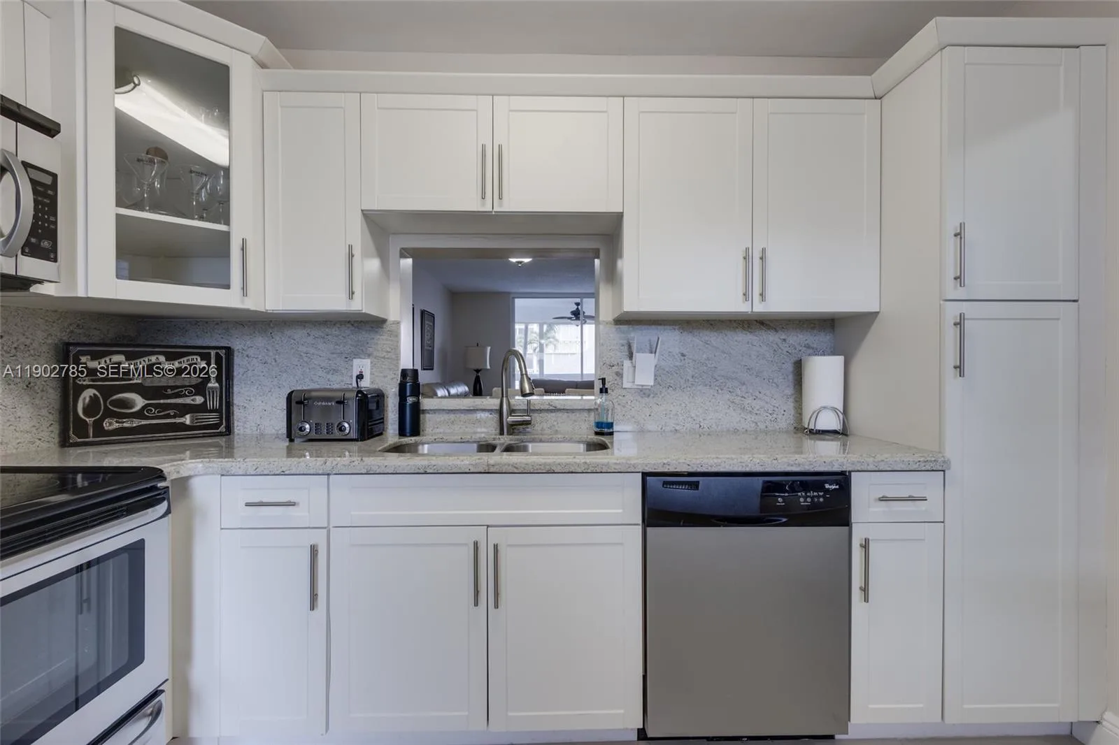 420 NE 12th Ave # 208, Hallandale Beach, FL 33009