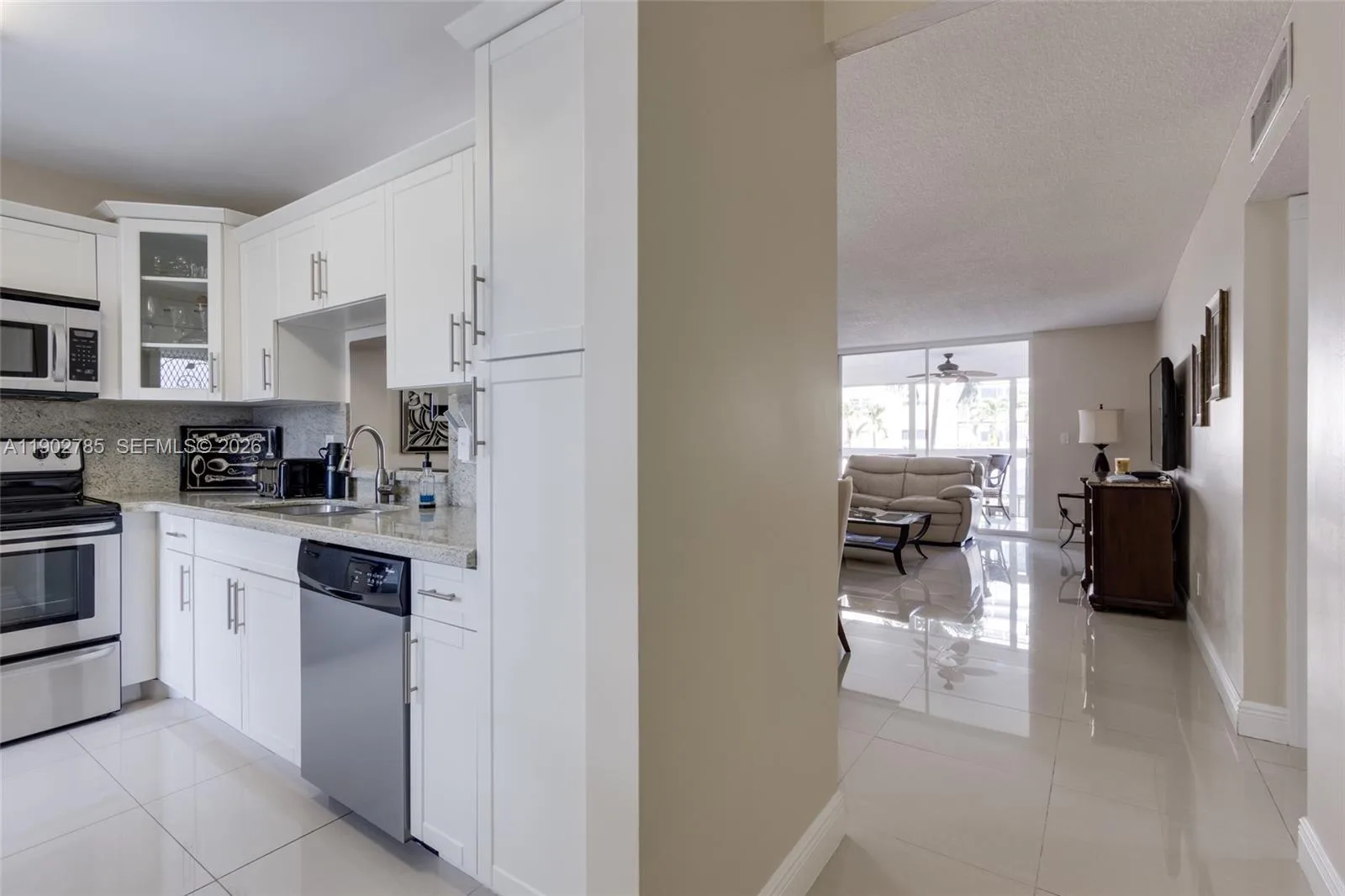 420 NE 12th Ave # 208, Hallandale Beach, FL 33009 photo 4