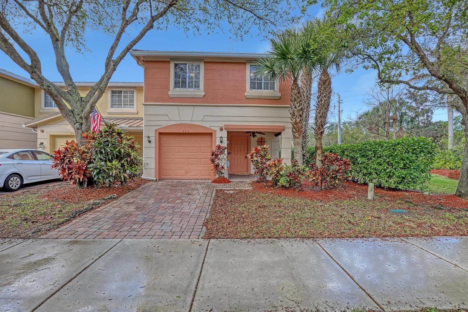 296 SE Bloxham Way, Stuart, FL 34997 photo 2