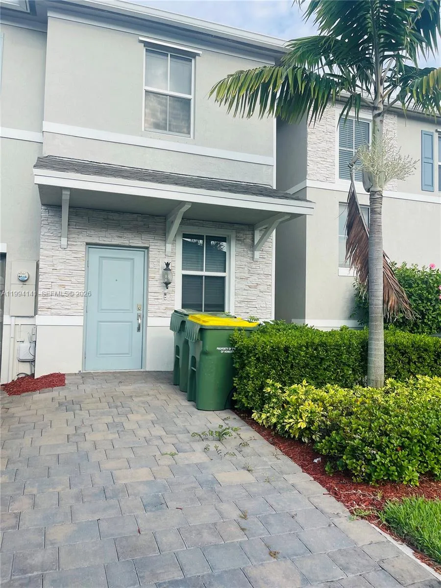 1766 SE 7th Ter, Homestead, FL 33034 photo 2
