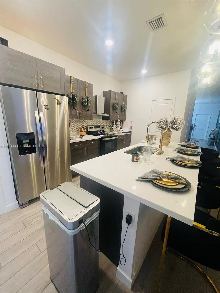 1766 SE 7th Ter, Homestead, FL 33034 photo 9