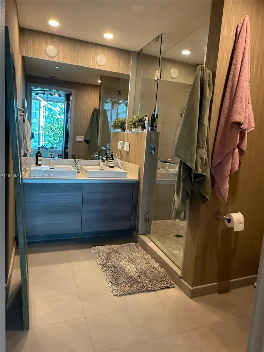 1080 Brickell Ave # 2109, Miami, FL 33131 photo 7