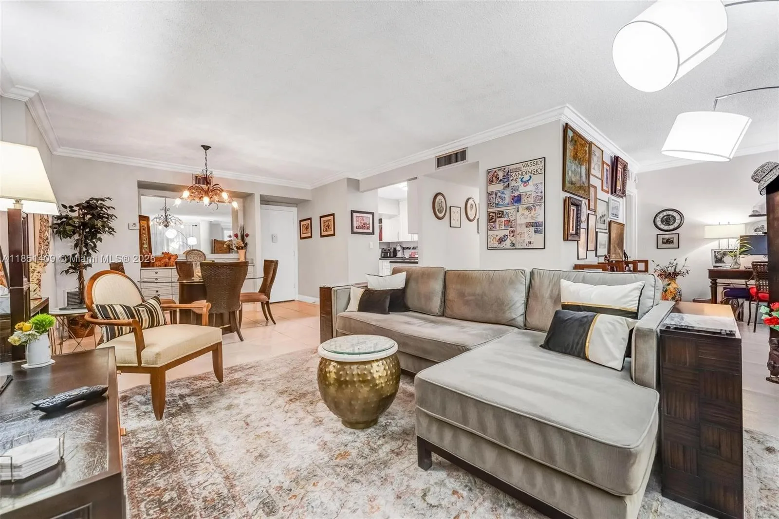 4330 Hillcrest Dr # 516, Hollywood, FL 33021 photo 2