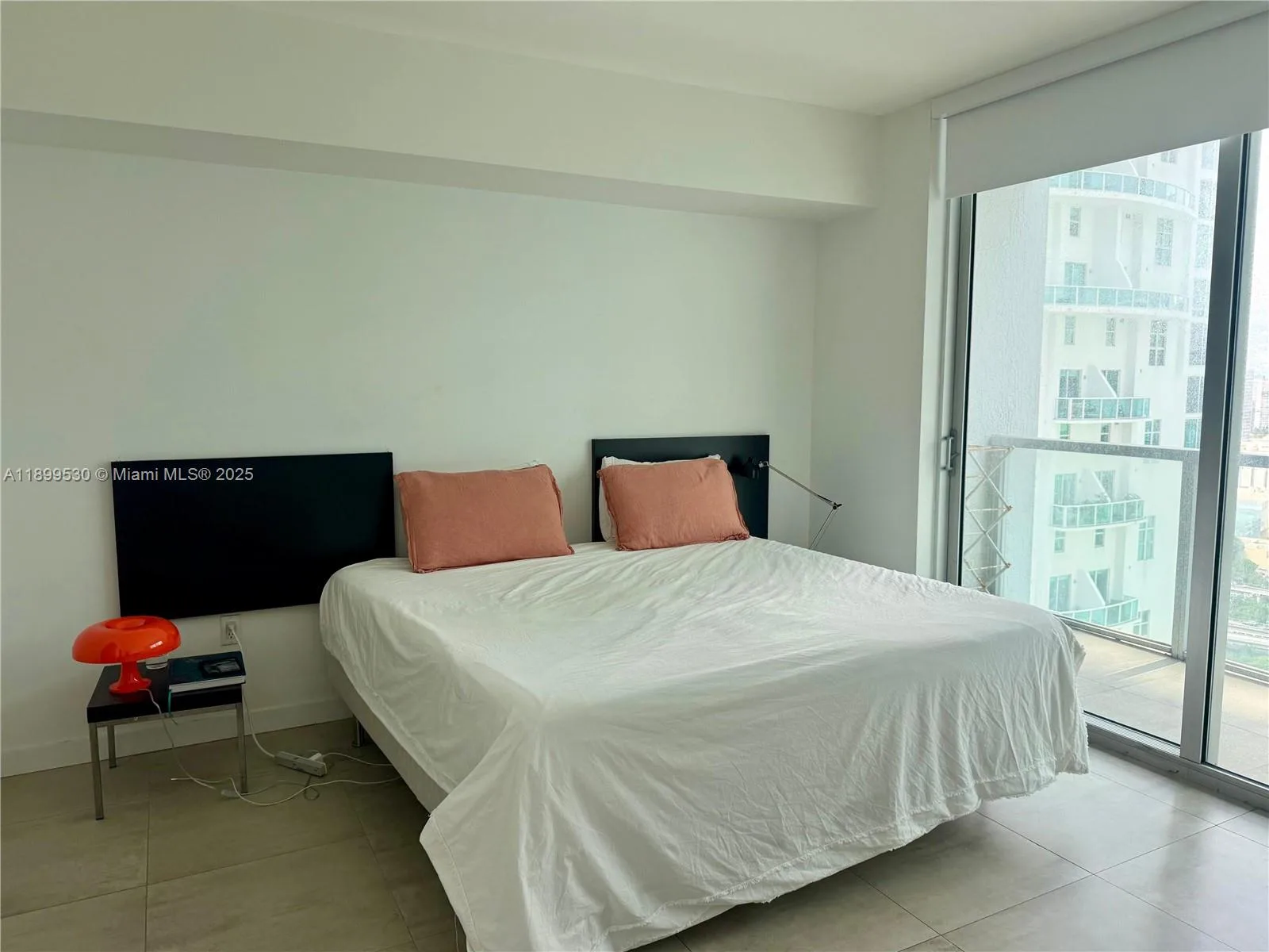 55 SE 6th St # 3003, Miami, FL 33131 photo 5