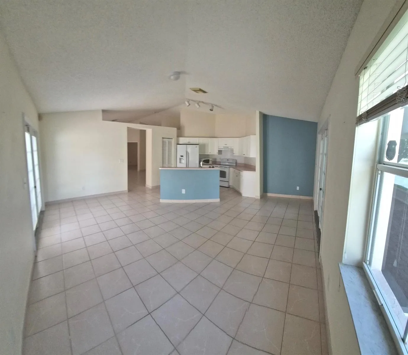 7306 NW 1st Manor NW, Plantation, FL 33317 photo 4