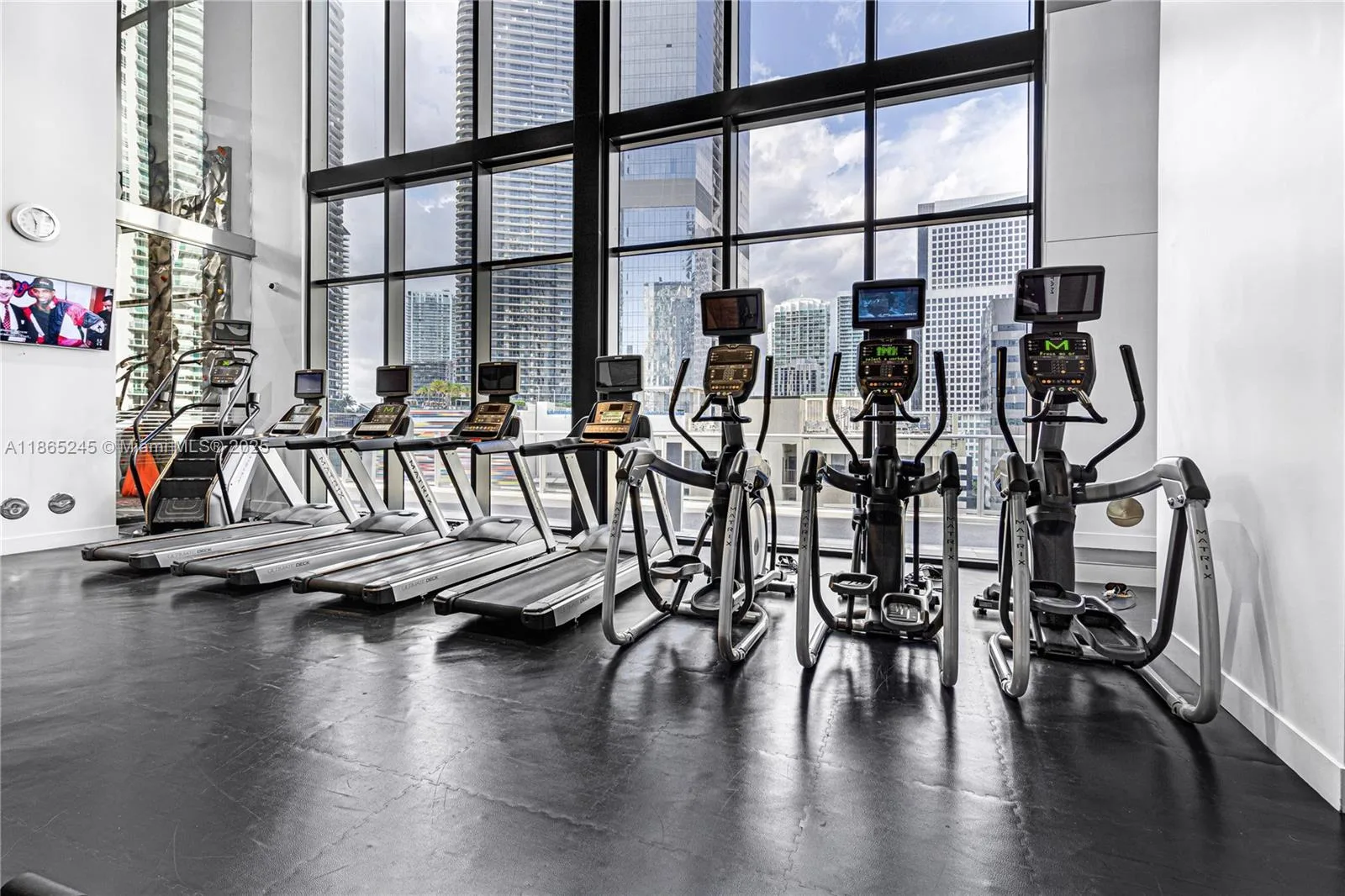 1010 Brickell Ave # 3307, Miami, FL 33131 photo 13