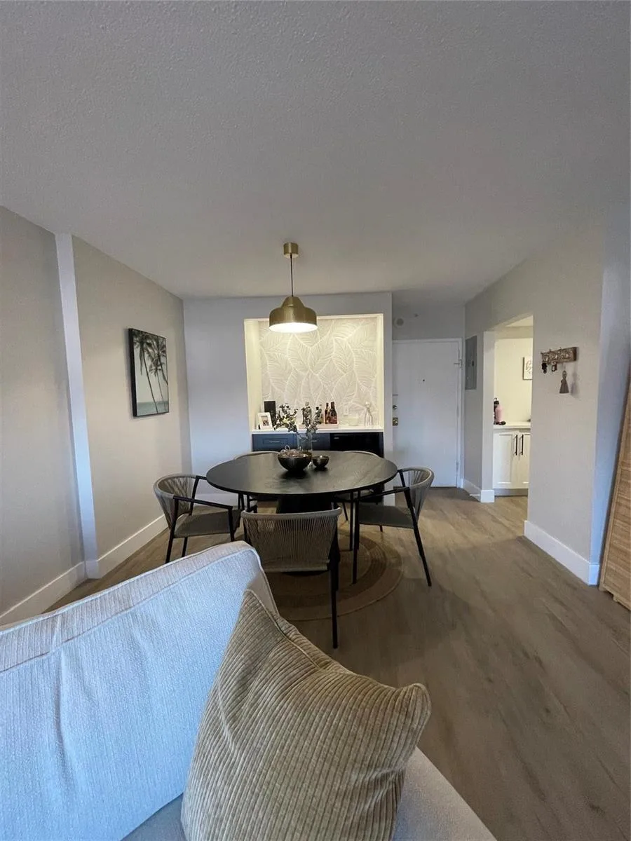 400 Kings Point Drive # 1027, Sunny Isles Beach, FL 33160 photo 9