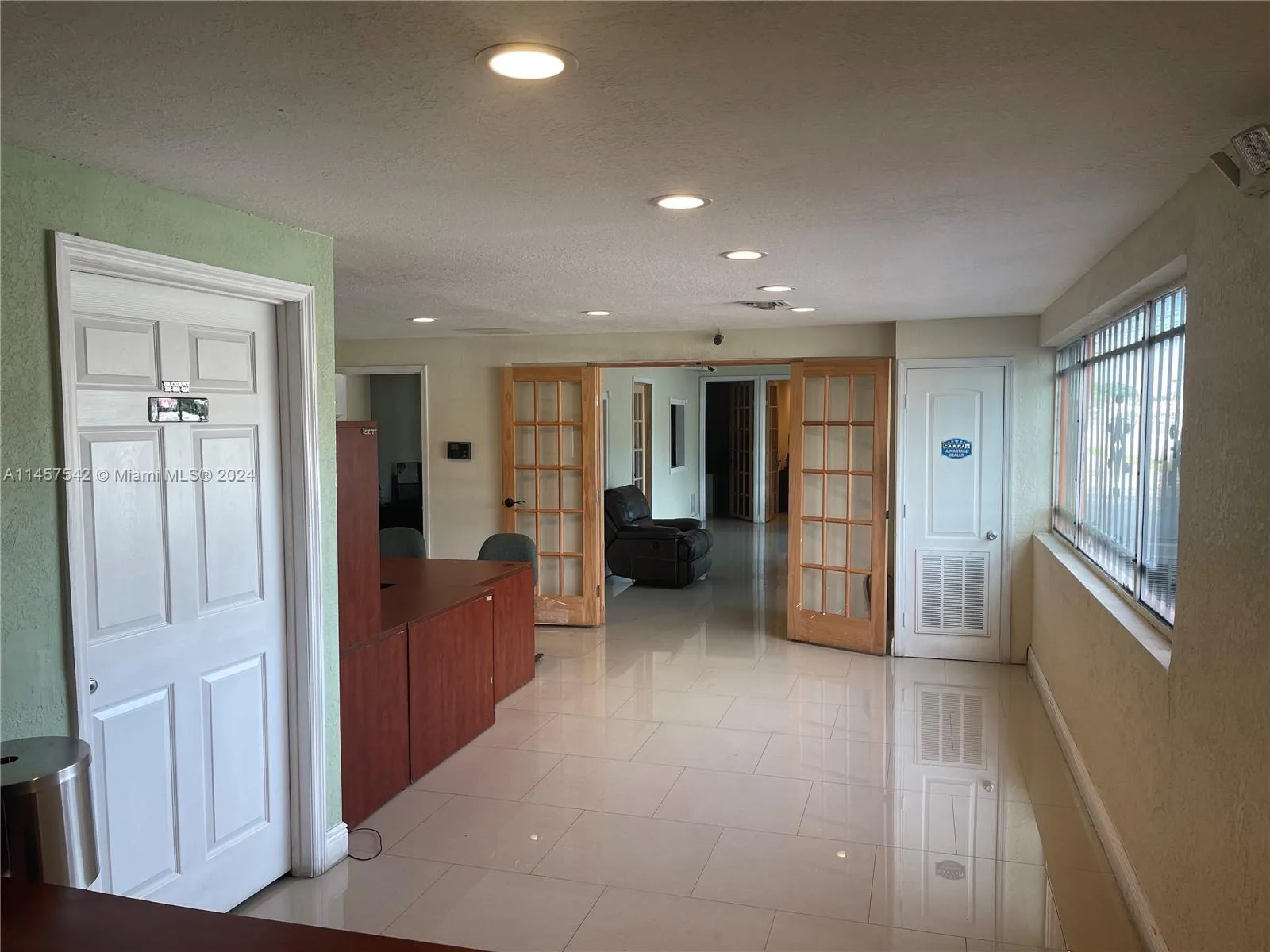 9800 NW 27th Ave, Miami, FL 33147 photo 5