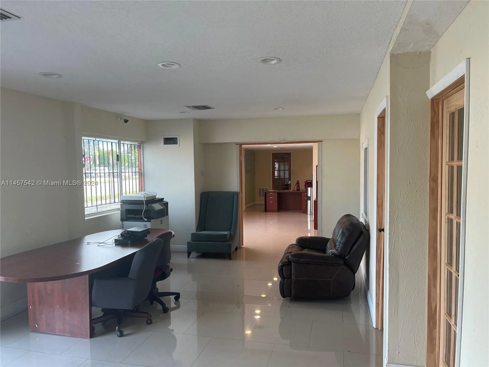 9800 NW 27th Ave, Miami, FL 33147 photo 6