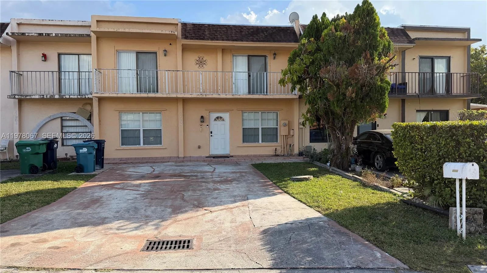 11249 SW 33rd Cir Pl, Miami, FL 33165 photo 2
