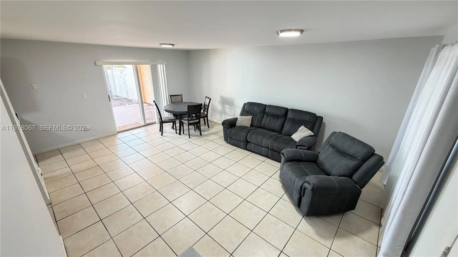 11249 SW 33rd Cir Pl, Miami, FL 33165 photo 3