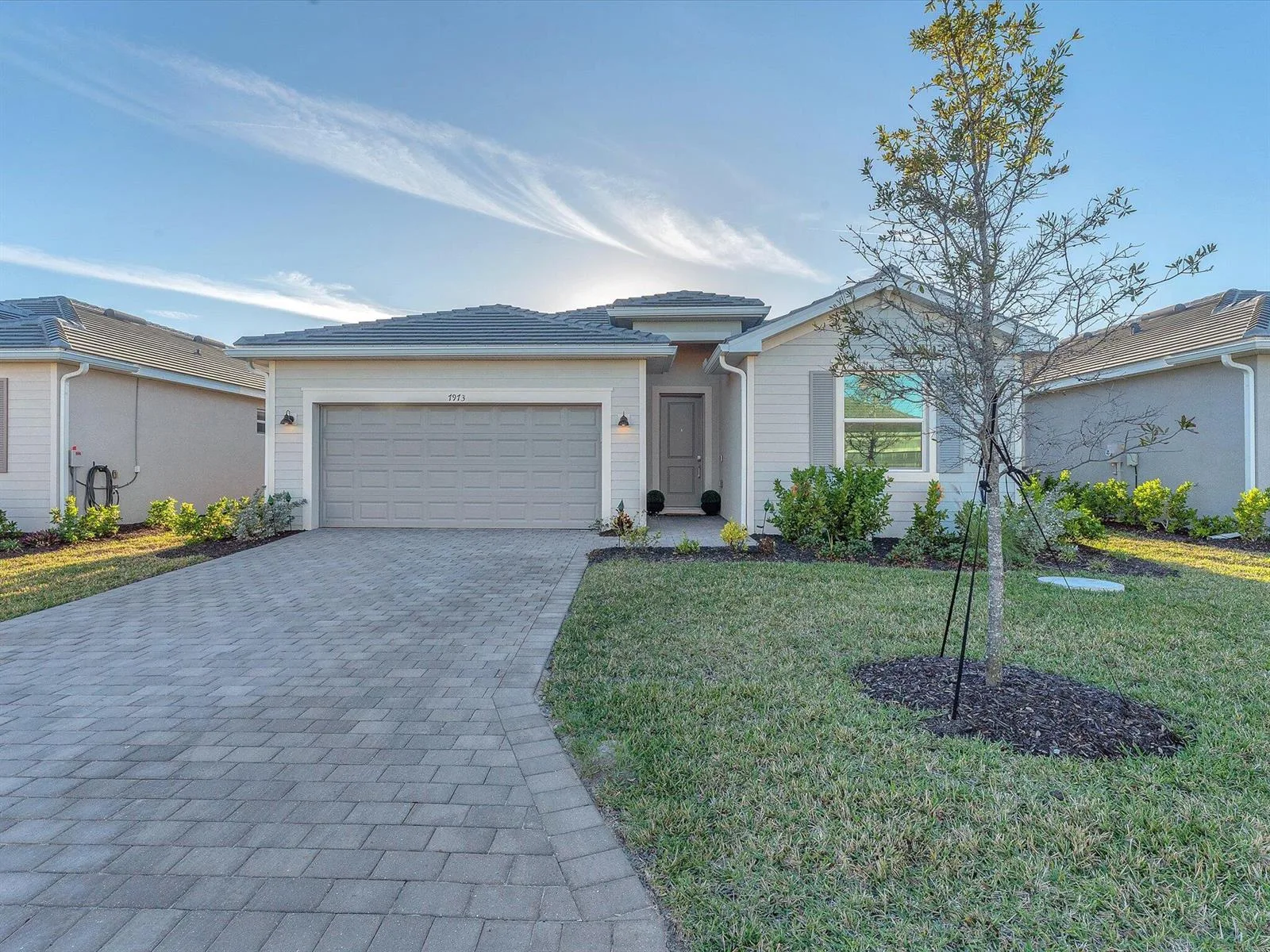 7973 Lakes Edge Lane, Port Charlotte, FL 33981 photo 2