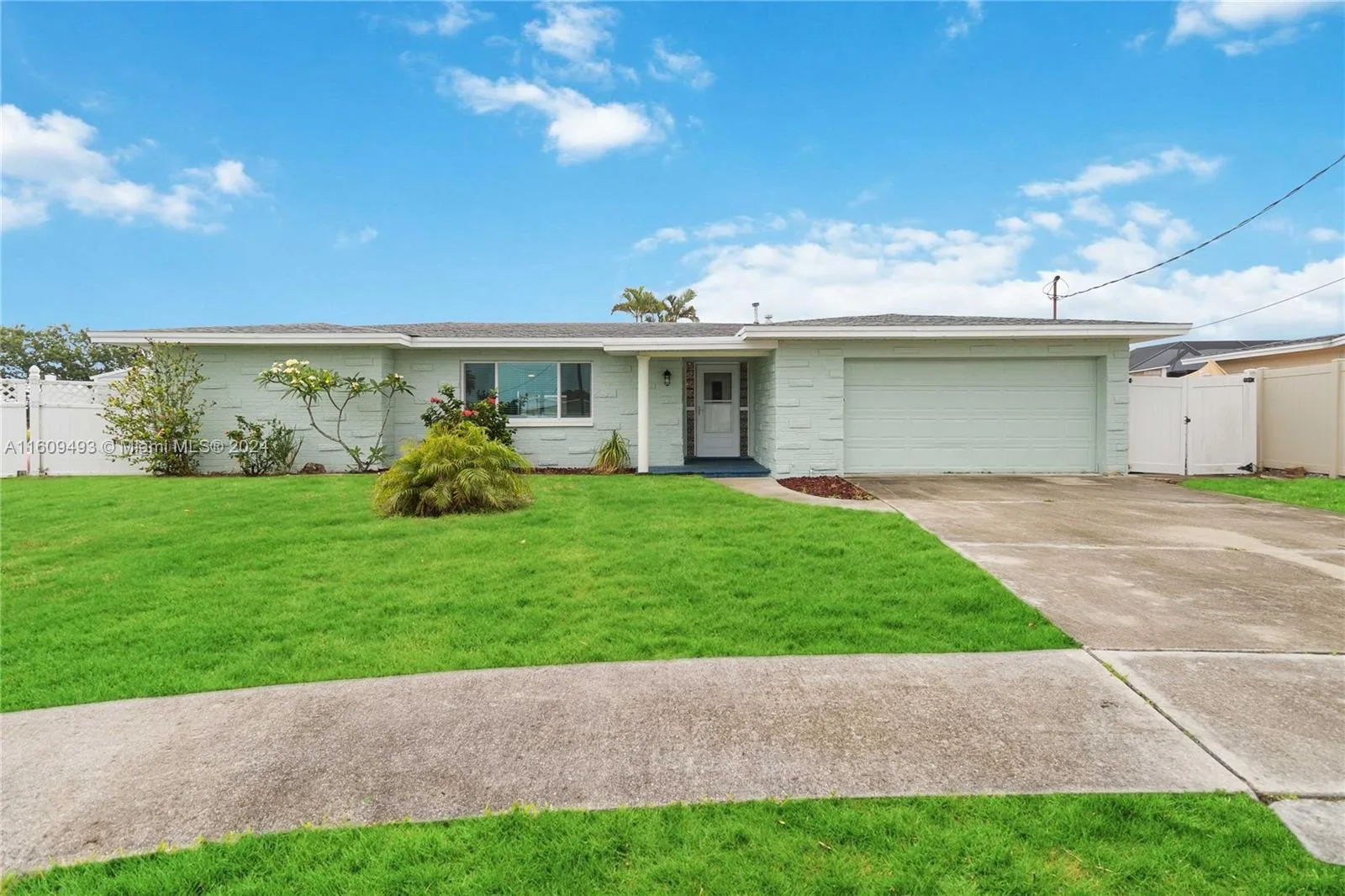 1650 Mars, Merritt Island, FL 32953
