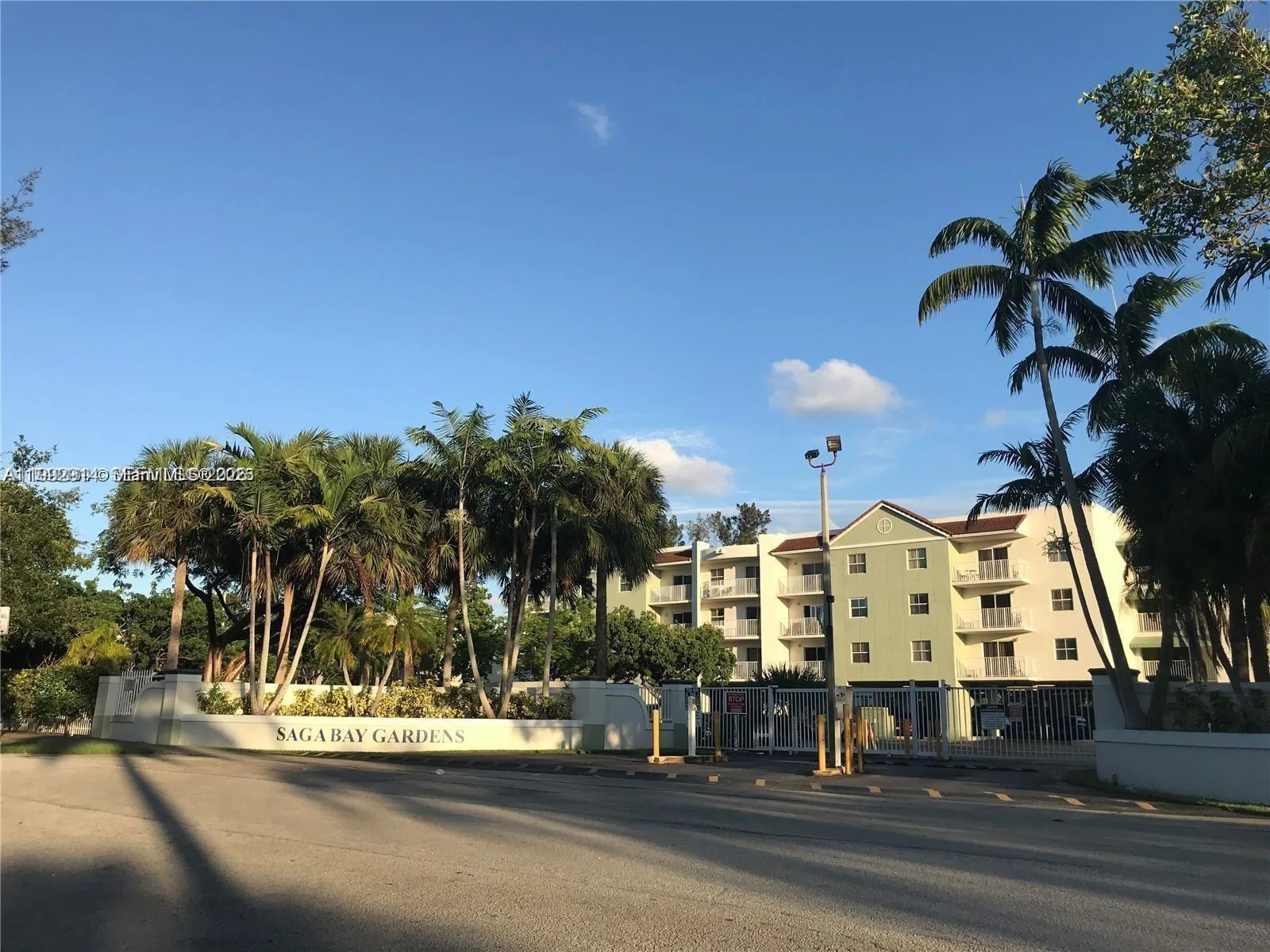 8240 SW 210th St # 319, Cutler Bay, FL 33189 photo 2