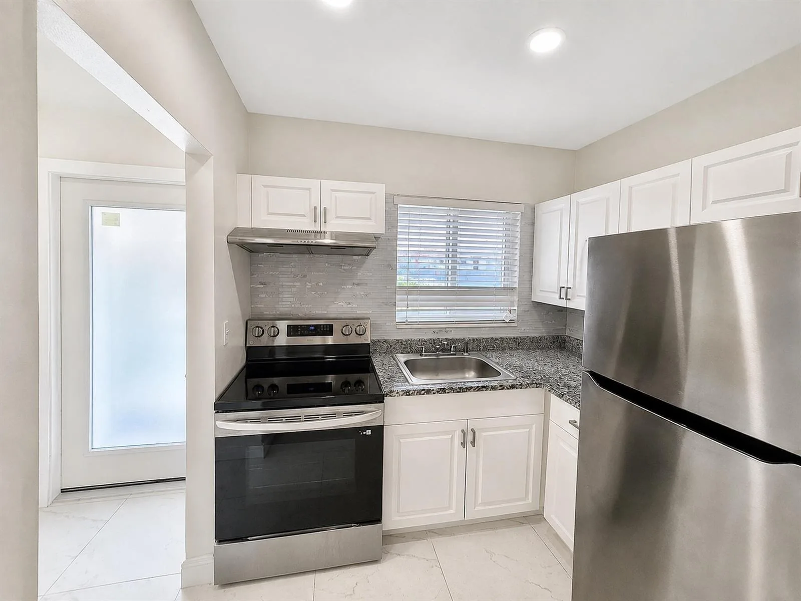 1115 Lake Terrace # 208, Boynton Beach, FL 33426 photo 4