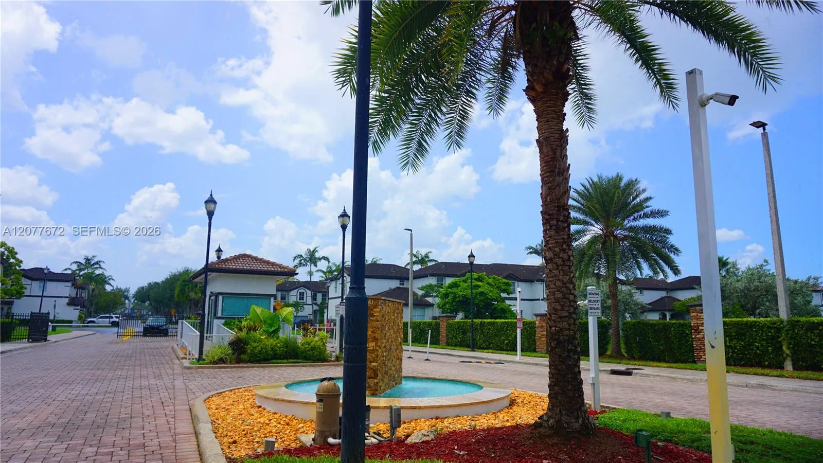 7616 NW 114th Path, Doral, FL 33178 photo 2