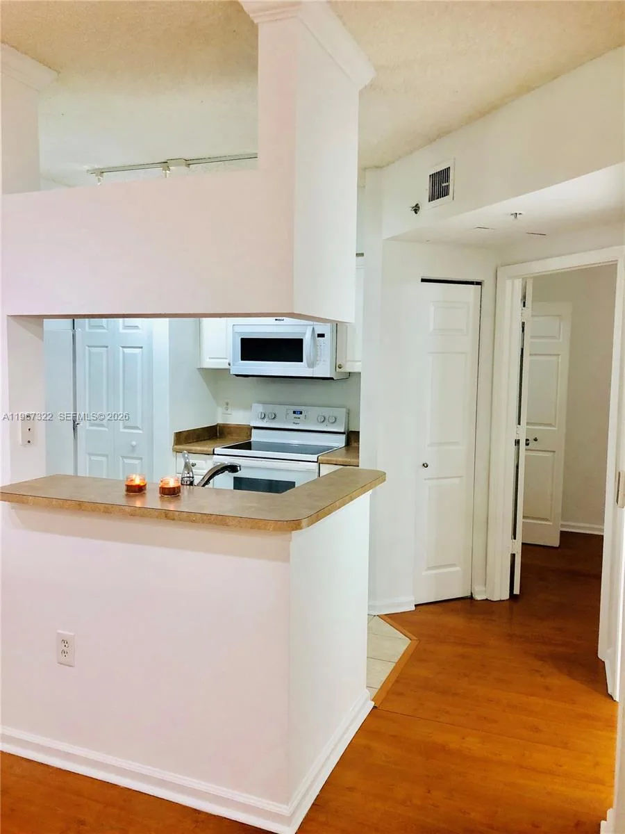 17125 N Bay Rd # 3603, Sunny Isles Beach, FL 33160 photo 4