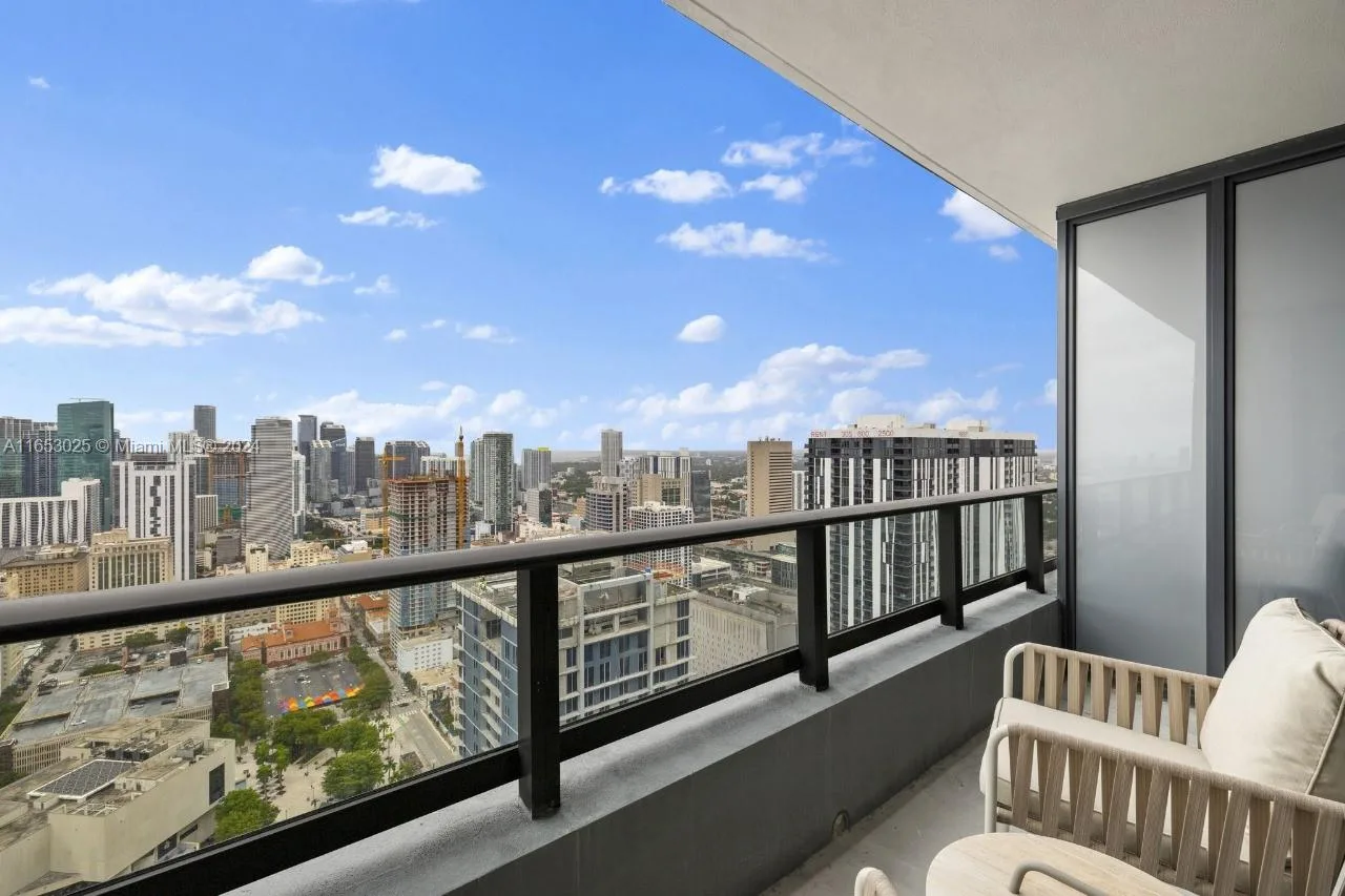 601 NE 1 # 4410, Miami, FL 33132 photo 4
