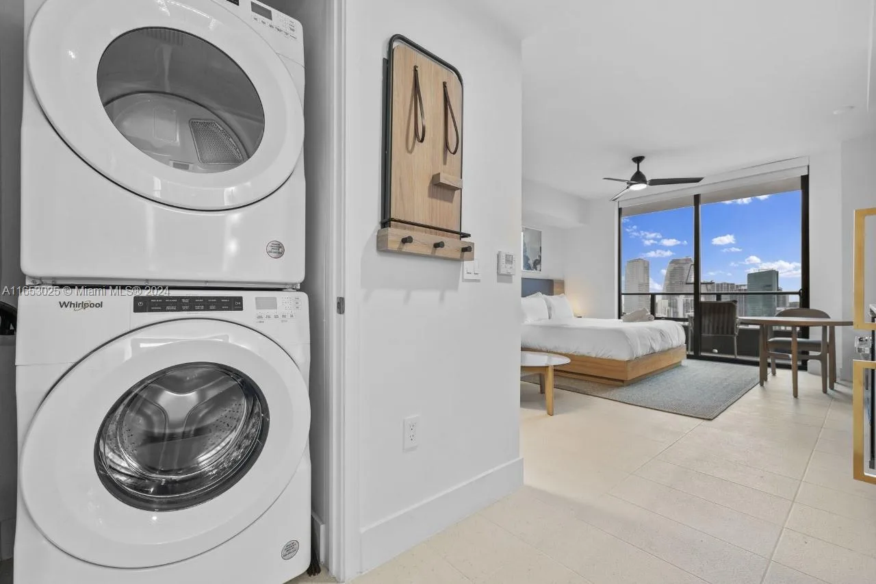 601 NE 1 # 4410, Miami, FL 33132 photo 5