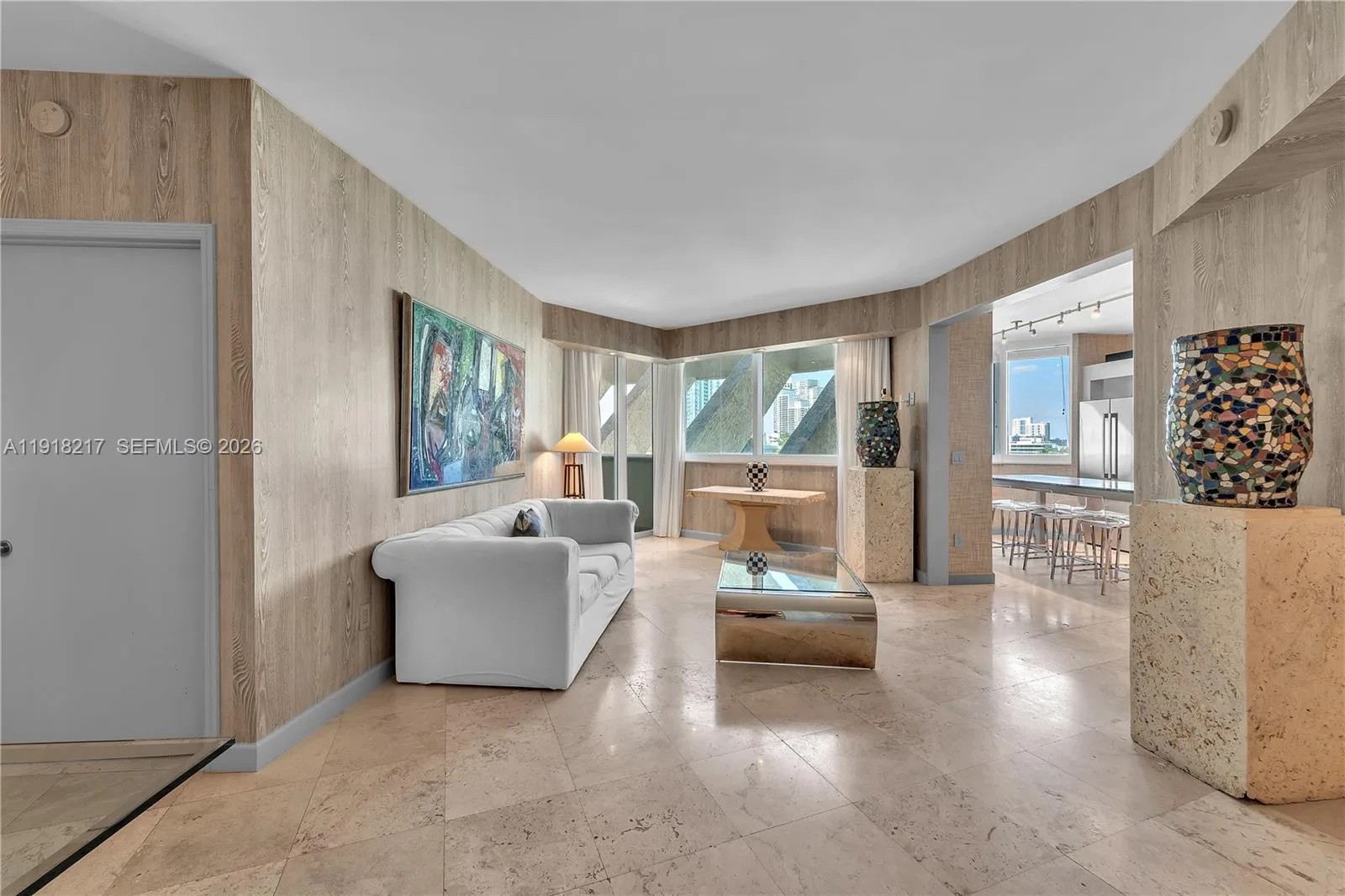 300 S Pointe Dr # 906, Miami Beach, FL 33139 photo 3