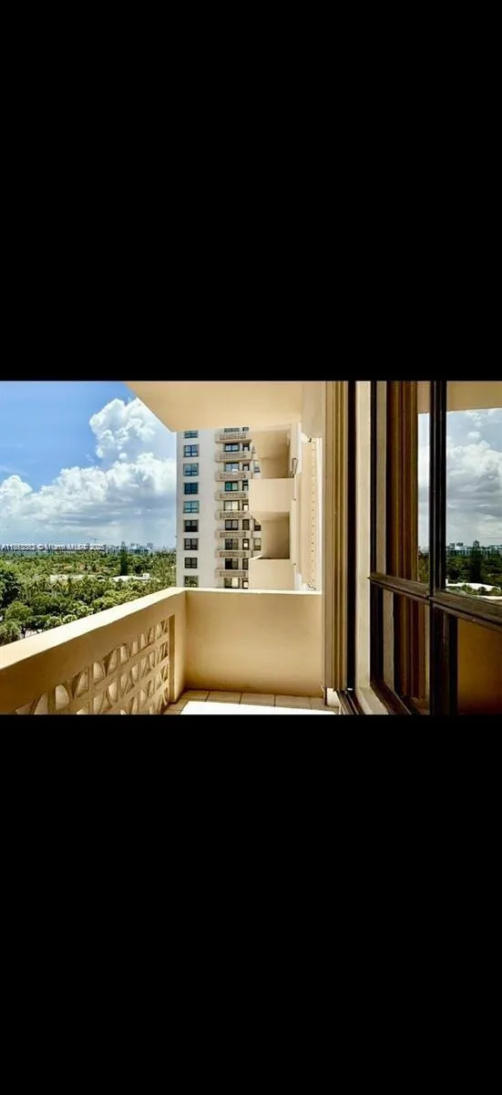 10185 Collins Ave # 915, Bal Harbour, FL 33154 photo 8