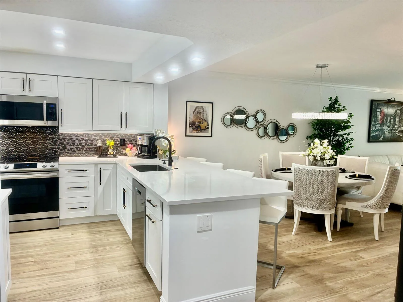 5778 Crystal Shores Drive # 303, Boynton Beach, FL 33437