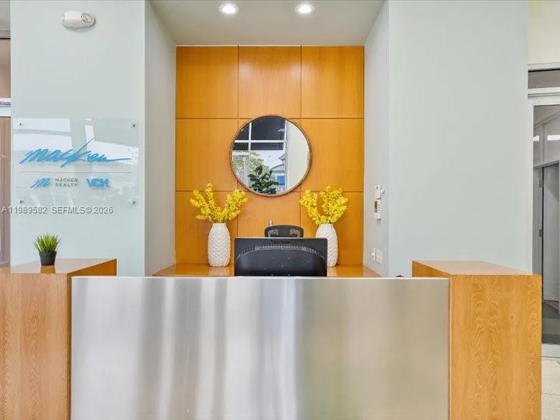2404 Hollywood Blvd, Hollywood, FL 33020 photo 3