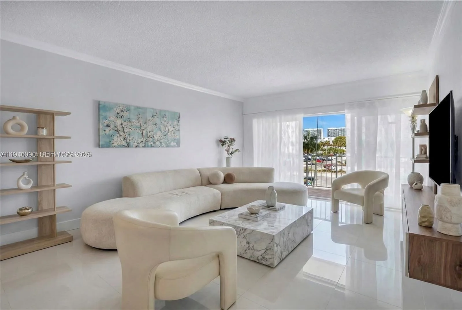 500 Bayview Dr # 231, Sunny Isles Beach, FL 33160