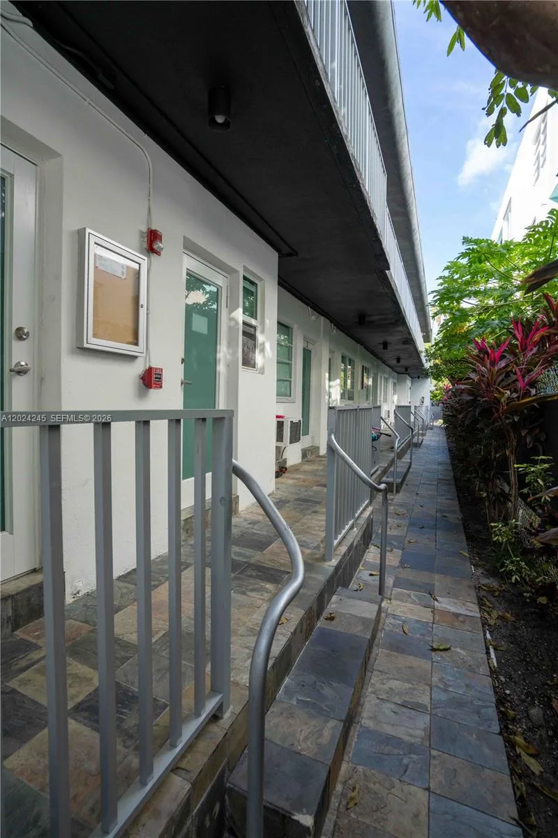 1120 Euclid Ave # 6, Miami Beach, FL 33139 photo 12