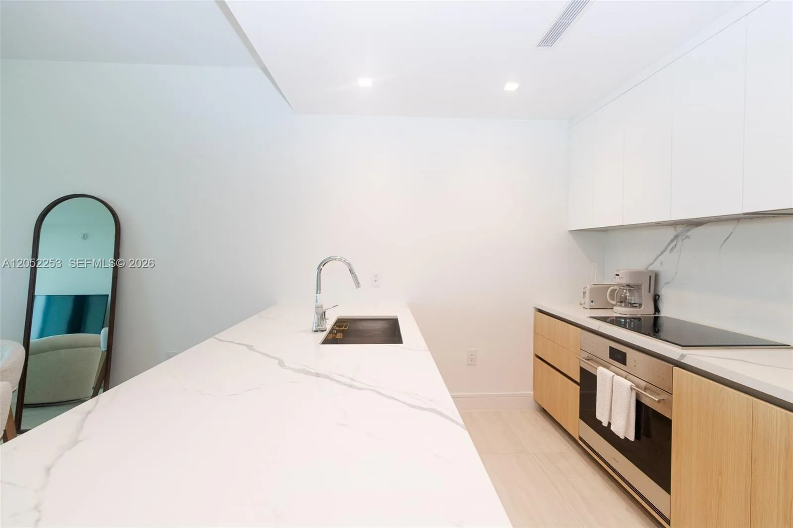 2411 Laguna Circle # 1704, North Miami, FL 33181 photo 6
