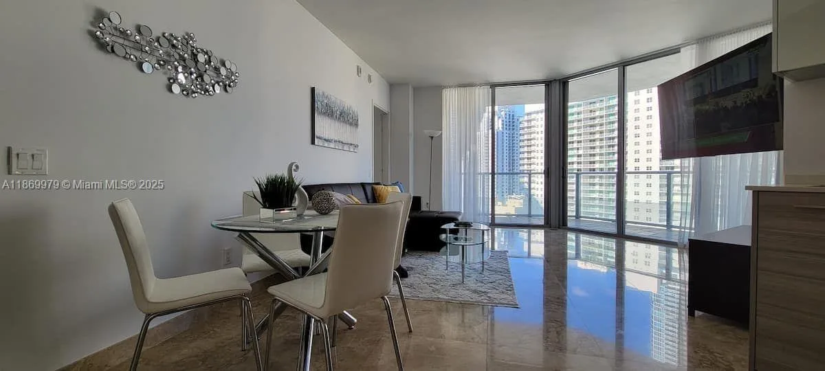 1300 Brickell Bay Dr # 3007, Miami, FL 33131 photo 4
