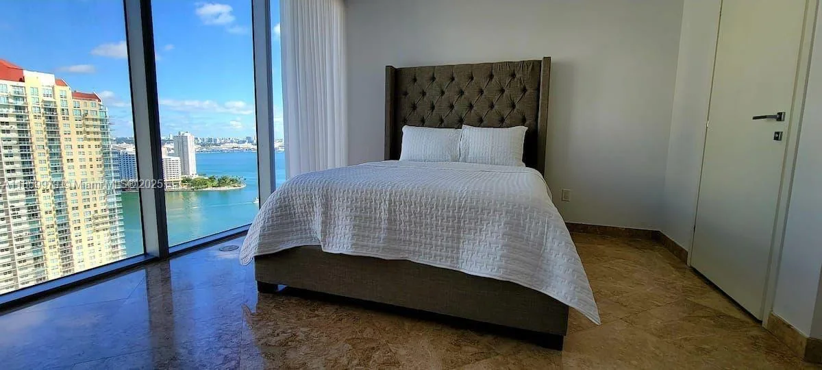 1300 Brickell Bay Dr # 3007, Miami, FL 33131 photo 7