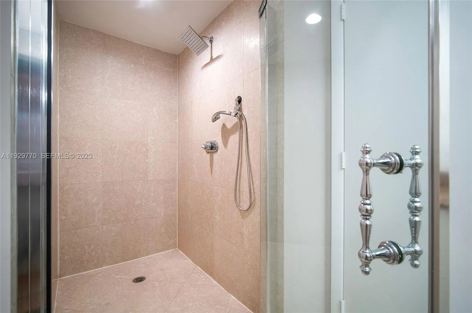 400 Alton Rd # 2309, Miami Beach, FL 33139 photo 10