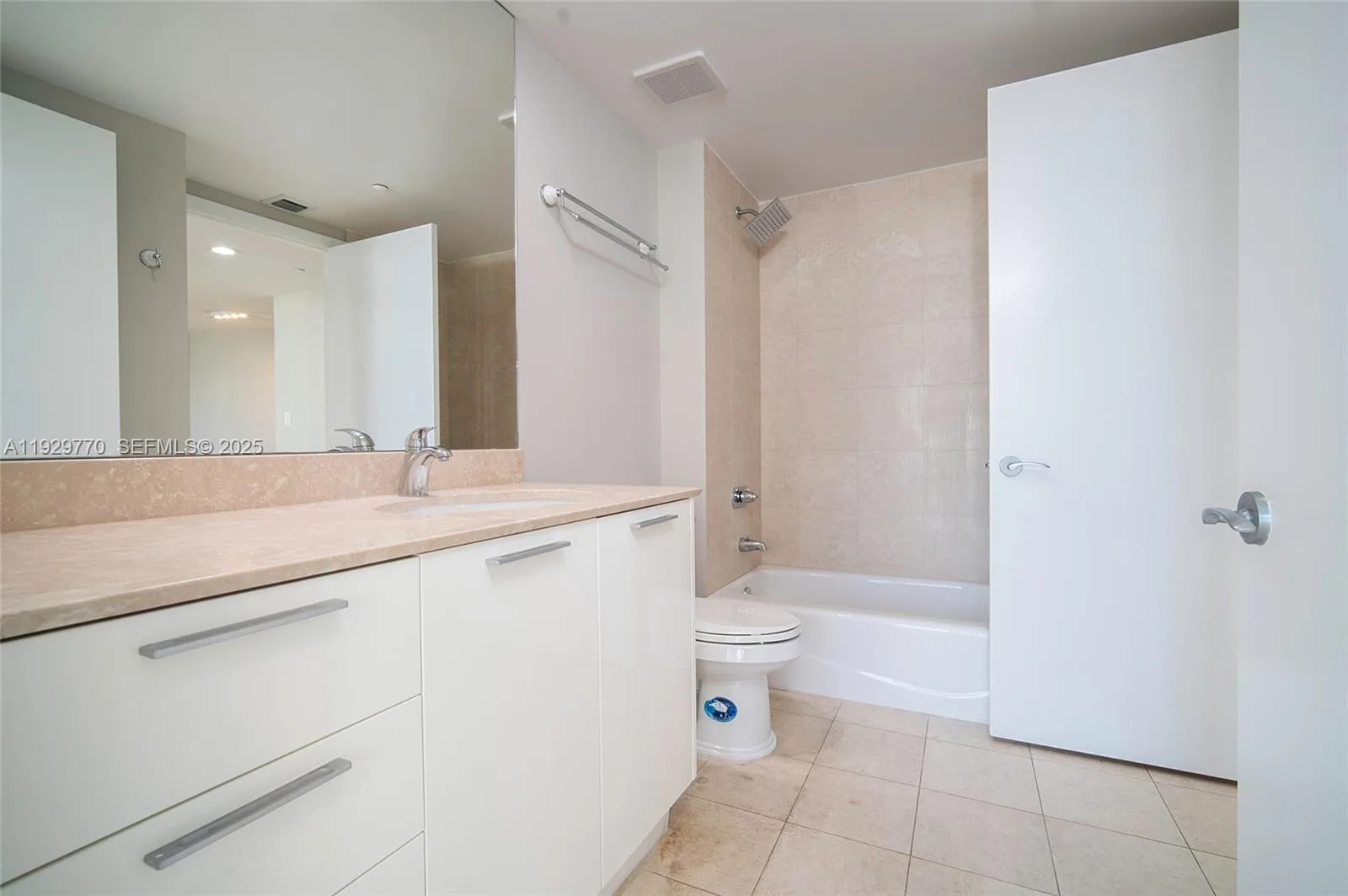 400 Alton Rd # 2309, Miami Beach, FL 33139 photo 13