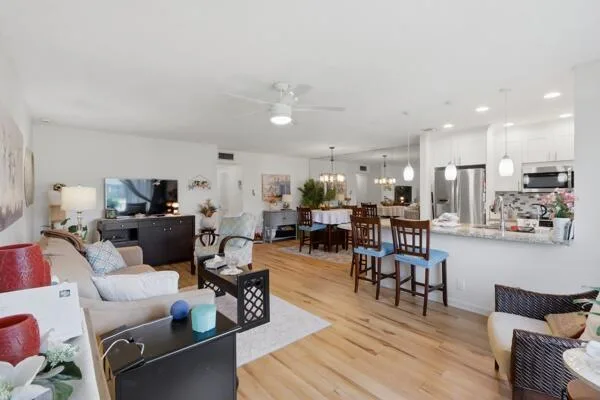 832 High Point Drive W # B, Delray Beach, FL 33445 photo 6