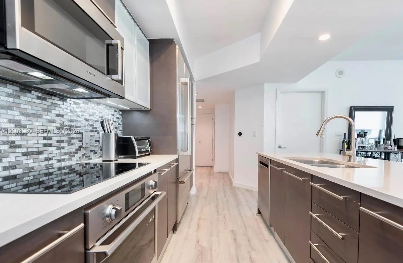55 SE 6th St # 3403, Miami, FL 33131 photo 6